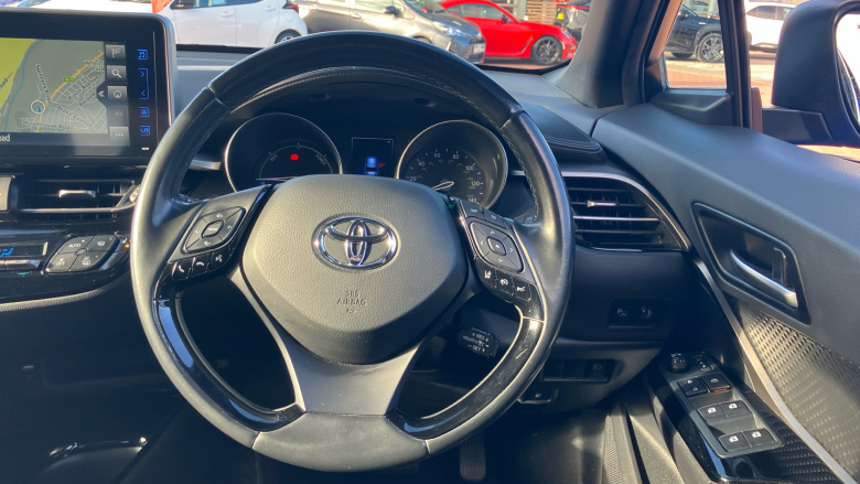Toyota C-HR 1.8 Hybrid Design 5dr CVT Hybrid Hatchback